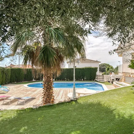 Exotic In Roda De Barà With Private Pool Villa