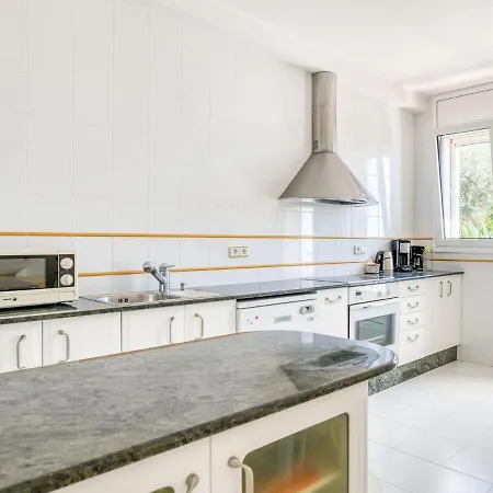 Exotic In Roda De Barà With Private Pool